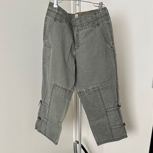 Columbia Olive Green Women's Cargo Capris